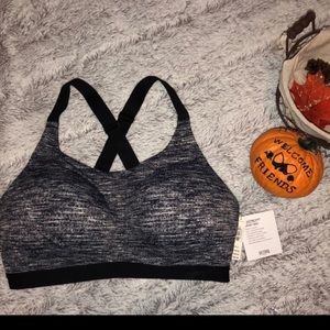 💓NEW💓 Vs Sports Bra💓